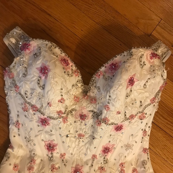 Dresses & Skirts - pink/white off-shoulder quinceanera ball dress